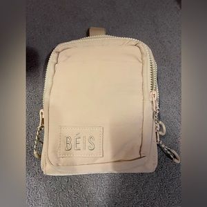 BEIS Sport Sling